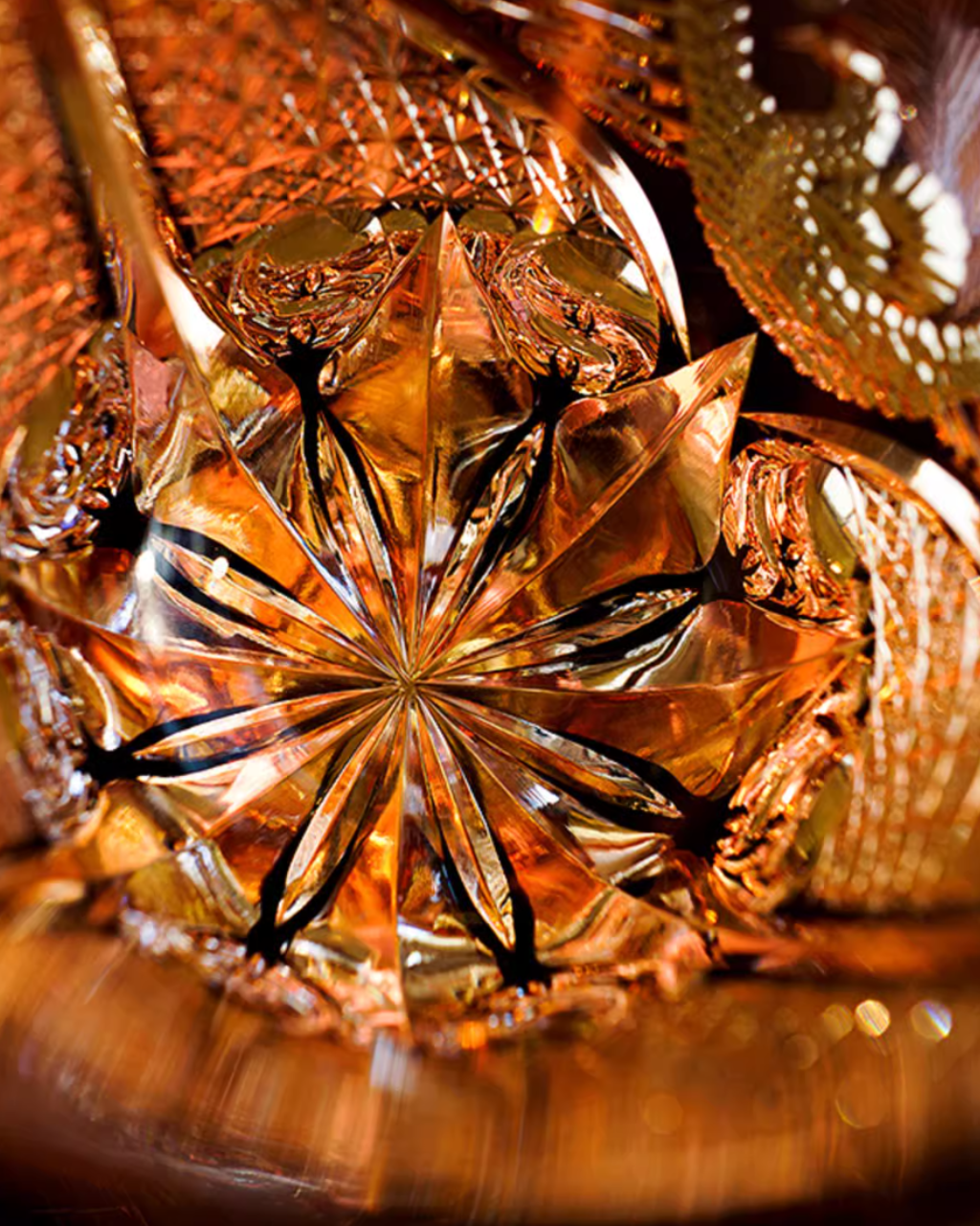Edo Kiriko Hand-Carved The Phoenix Whiskey Glass – Hikari Spirits