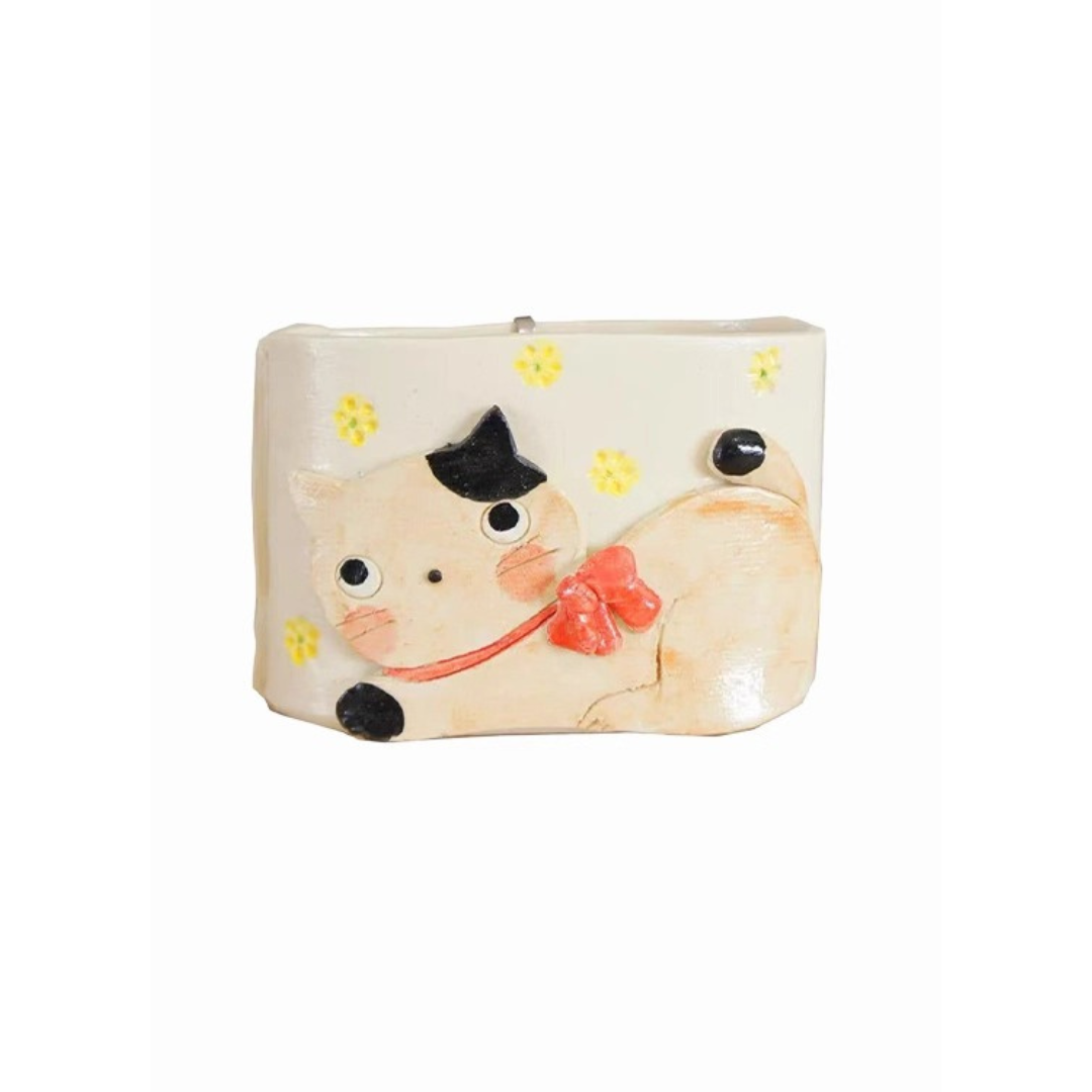 Kanesan Hand-Painted Cat Ceramic Planter - Japanese Craftmanship - Handcraft - Made in Japan - Luxury Gift - Premium Gift- Wedding Gift - House-Warming Gift - Edo Kiriko - Japanese Artisan - Japanese Whisky Glass - Japanese Whiskey Glass - Japanese Chopsticks - Japanese Bowls - Handcrafted Mug - Handcrafted Plate - Japanese Mug - Japanese Knife - Japanese whiskey glass gift - premium whiskey glass - artisan whiskey glass - Japanese artisan glassware - Edo Kiriko whiskey glass - Vase - Hikari Spirits