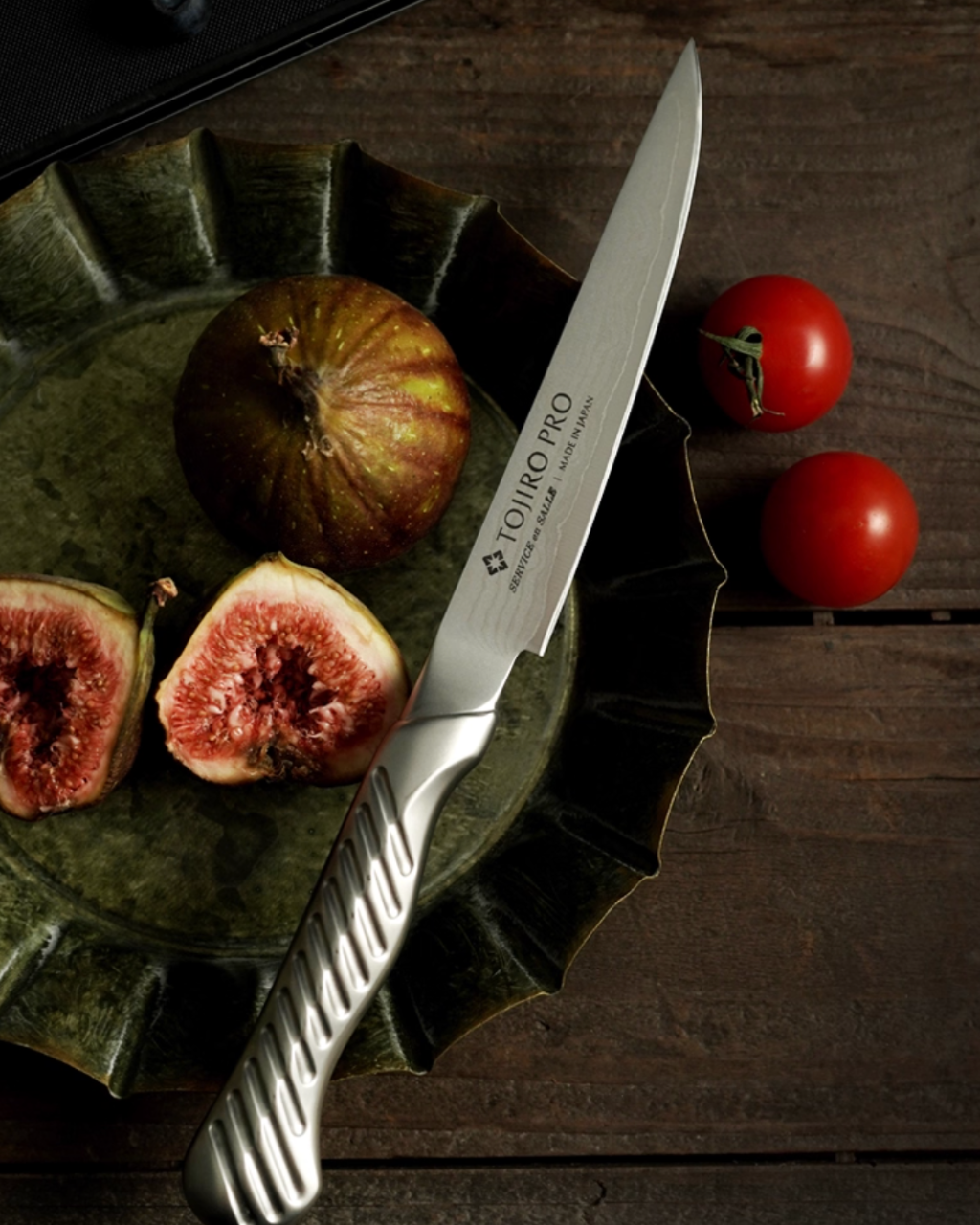 Tojiro VG10 Steak Knife – FD702 - Japanese Craftmanship - Handcraft - Made in Japan - Luxury Gift - Premium Gift- Wedding Gift - House-Warming Gift - Edo Kiriko - Japanese Artisan - Japanese Whisky Glass - Japanese Whiskey Glass - Japanese Chopsticks - Japanese Bowls - Handcrafted Mug - Handcrafted Plate - Japanese Mug - Japanese Knife - Japanese whiskey glass gift - premium whiskey glass - artisan whiskey glass - Japanese artisan glassware - Edo Kiriko whiskey glass - Flatware - Hikari Spirits