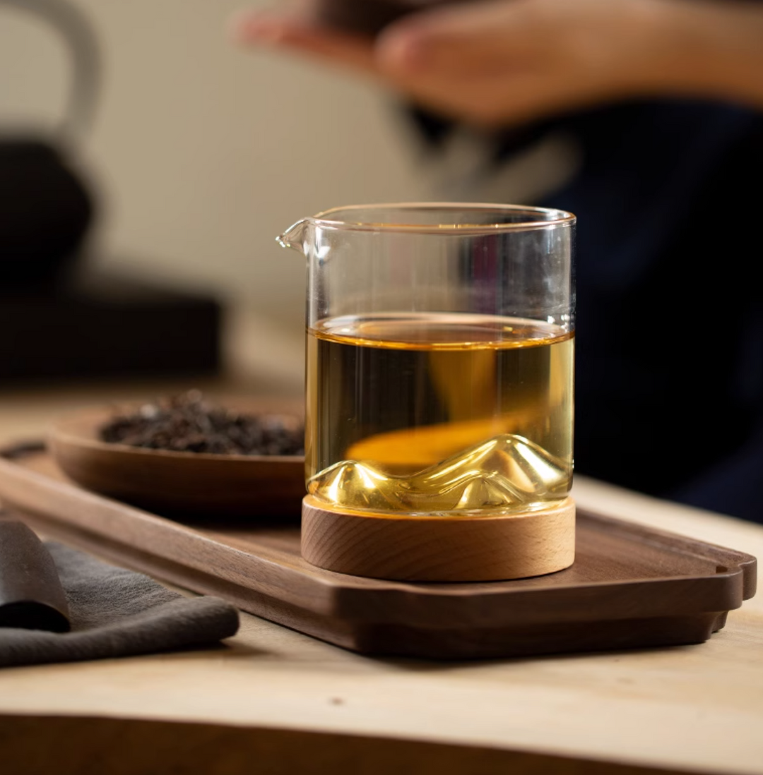 Mokushou Mountain Range Glass Tea Cup