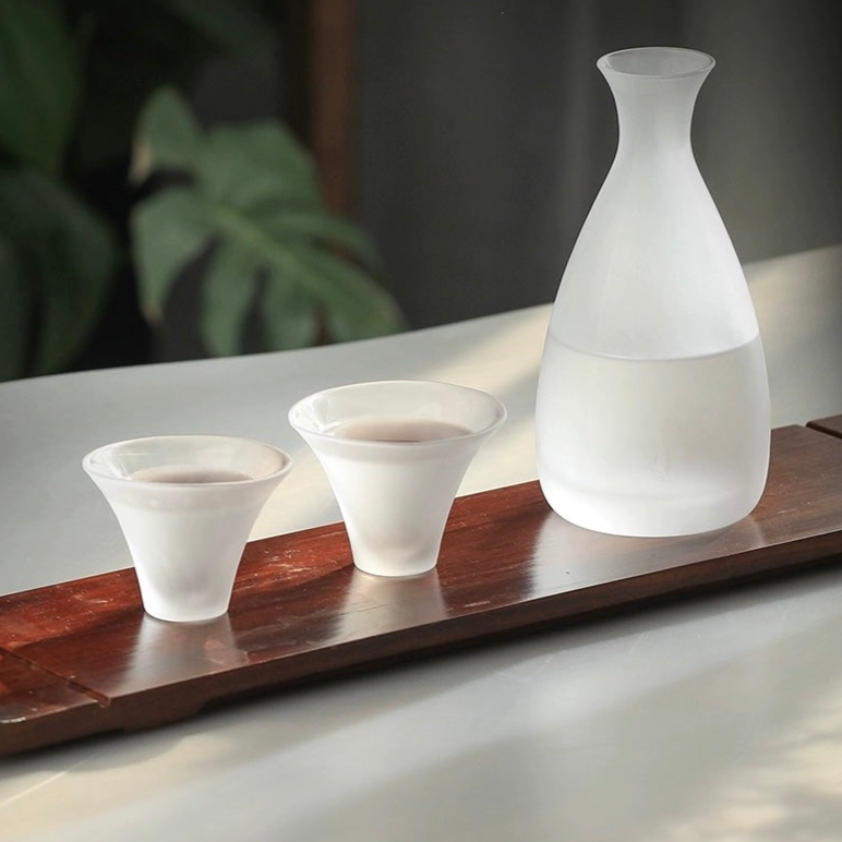 Hatsuyuki Mist Sake Cup Set - Japanese sake cup - Hikari Spirits