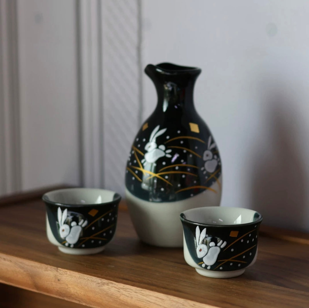 Sake Two Rabbit Kutani Ware Hand-Painted Running Rabbit Sake Set – Hikari Spirits