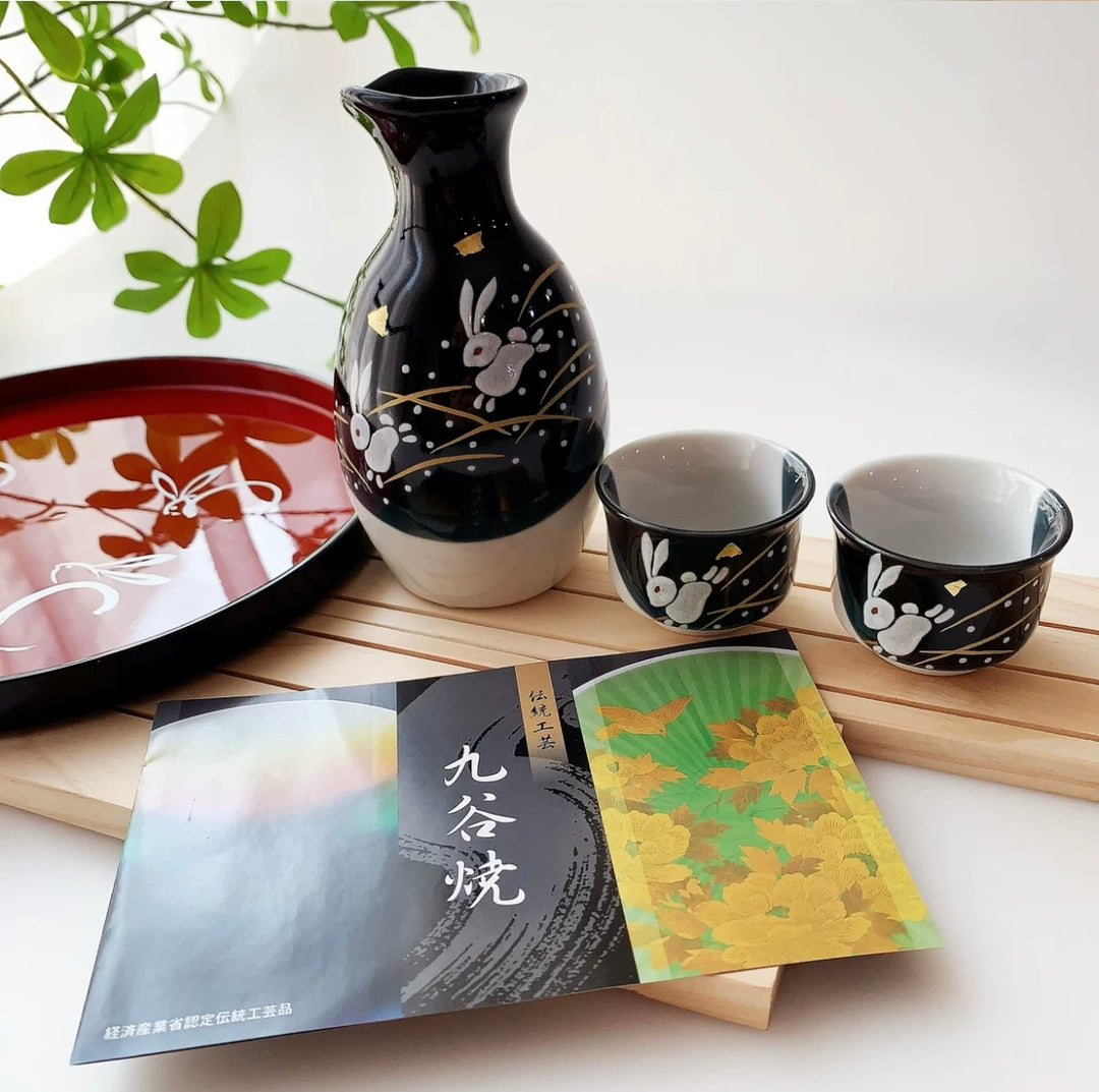 Sake Two Rabbit Kutani Ware Hand-Painted Running Rabbit Sake Set – Hikari Spirits