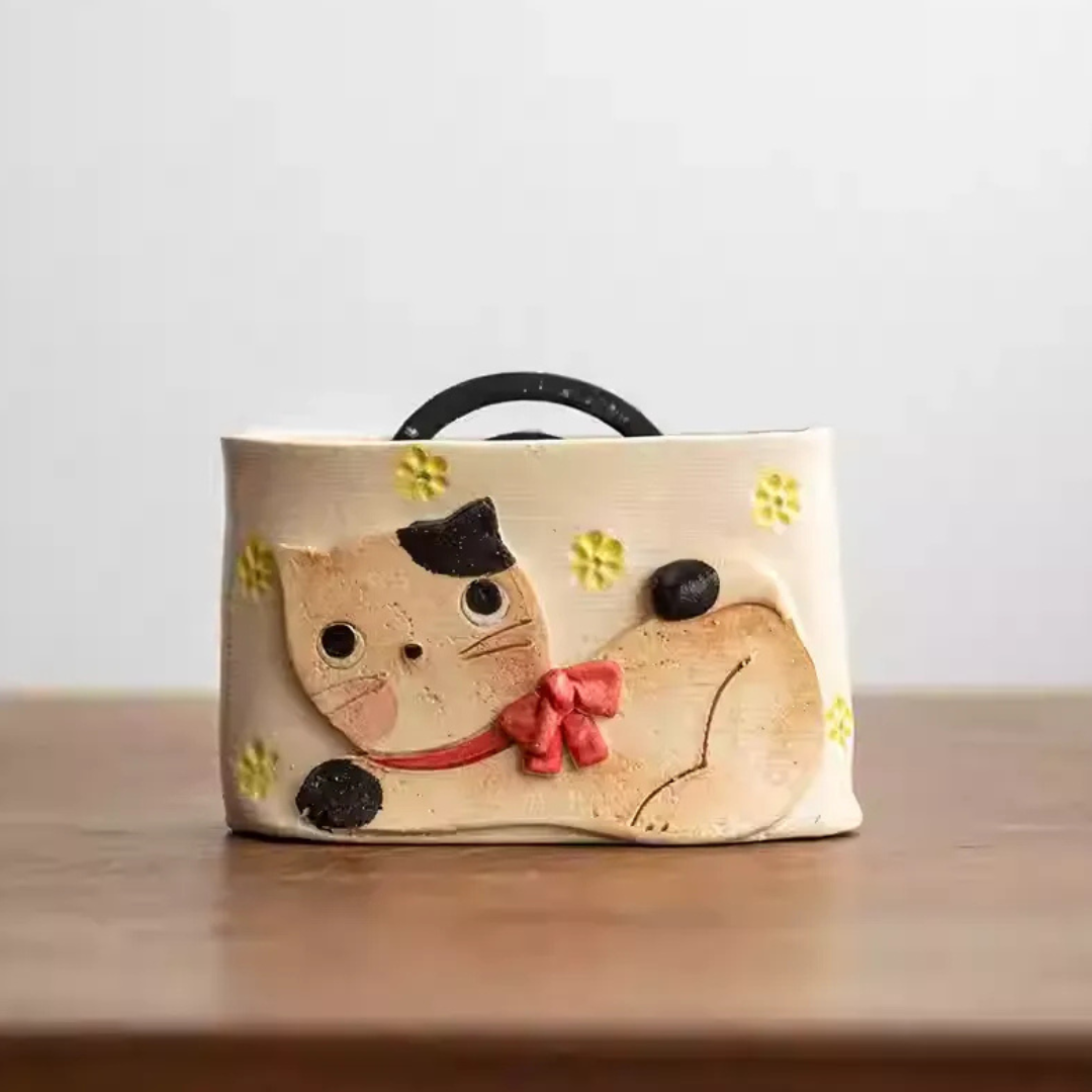 Kanesan Hand-Painted Cat Ceramic Planter - Japanese Craftmanship - Handcraft - Made in Japan - Luxury Gift - Premium Gift- Wedding Gift - House-Warming Gift - Edo Kiriko - Japanese Artisan - Japanese Whisky Glass - Japanese Whiskey Glass - Japanese Chopsticks - Japanese Bowls - Handcrafted Mug - Handcrafted Plate - Japanese Mug - Japanese Knife - Japanese whiskey glass gift - premium whiskey glass - artisan whiskey glass - Japanese artisan glassware - Edo Kiriko whiskey glass - Vase - Hikari Spirits