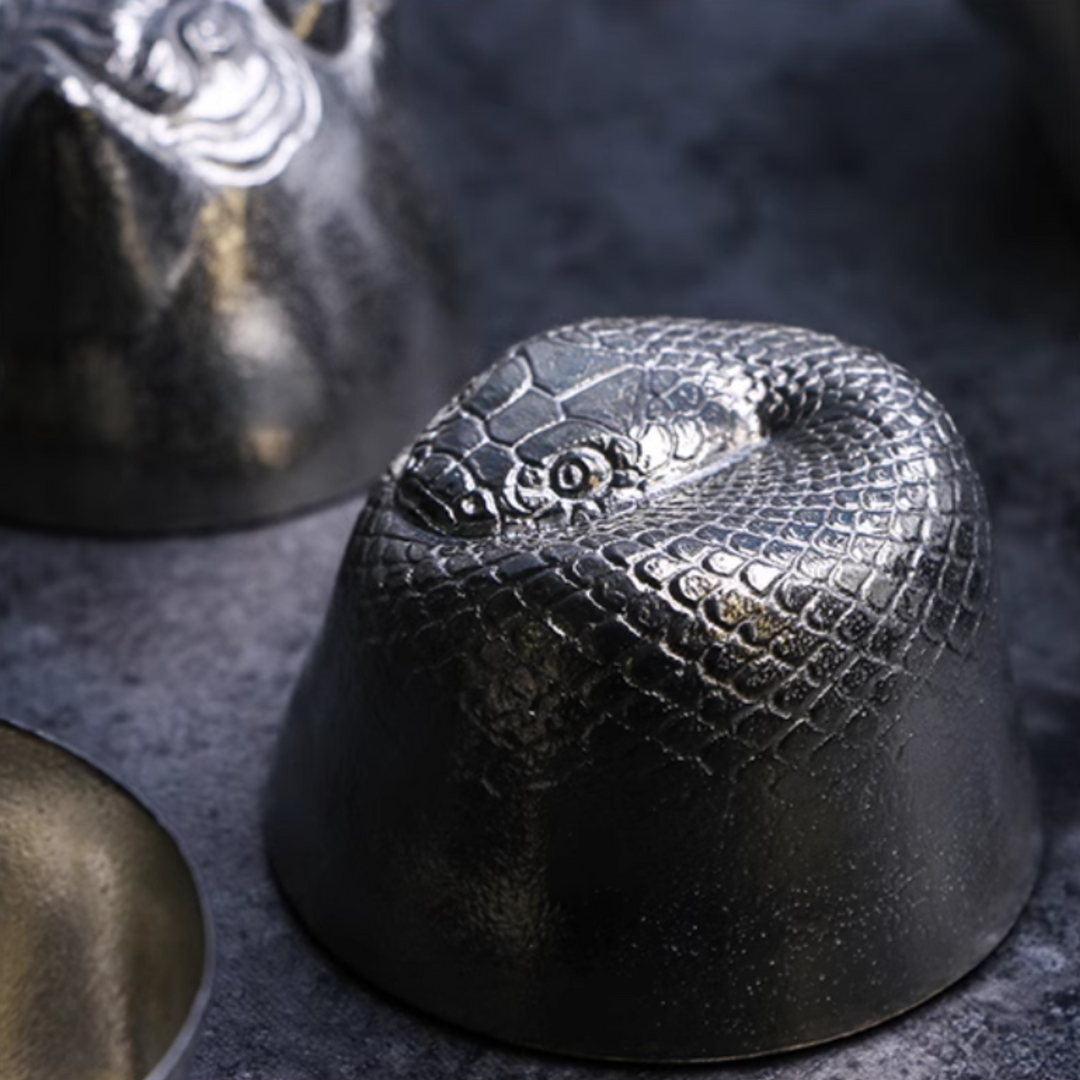 記念品 米寿 銀盃 Nousaku Pure Tin Chinese Zodiac Sake Cup - Snake 記念品 米寿 銀盃 Nousaku Pure Tin Chinese Zodiac Sake Cup - Snake