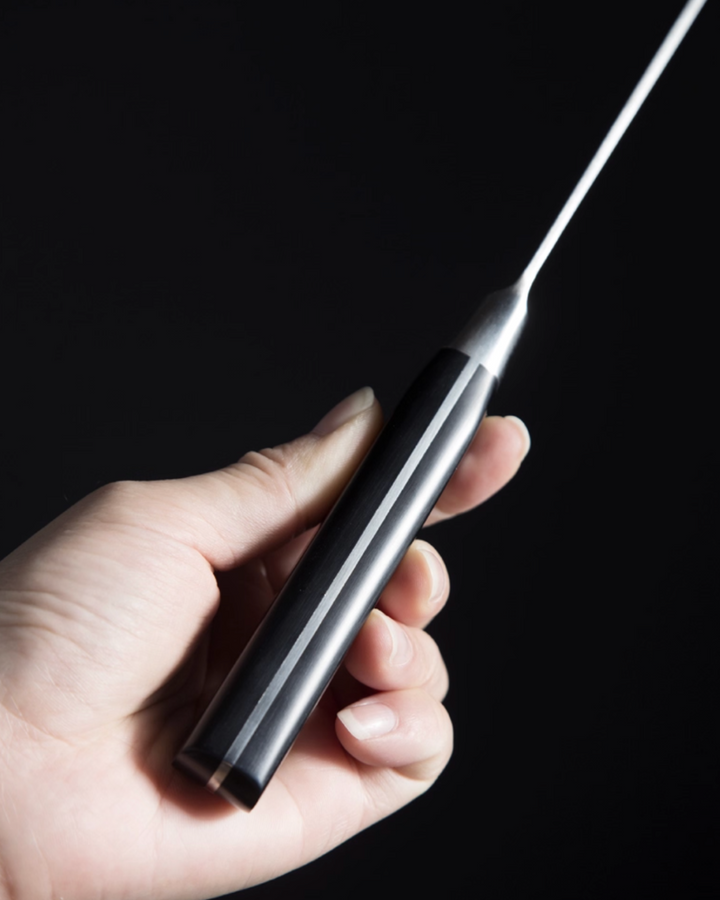 Tojiro VG10 Bread Knife - F-828 - Japanese Craftmanship - Handcraft - Made in Japan - Luxury Gift - Premium Gift- Wedding Gift - House-Warming Gift - Edo Kiriko - Japanese Artisan - Japanese Whisky Glass - Japanese Whiskey Glass - Japanese Chopsticks - Japanese Bowls - Handcrafted Mug - Handcrafted Plate - Japanese Mug - Japanese Kitchen Knife - Hikari Spirits