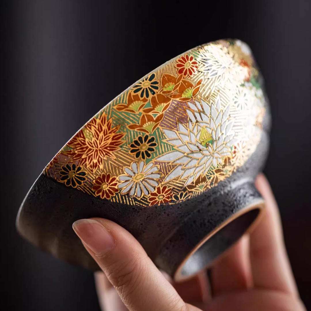 Exploring the Timeless Beauty of Kutani Ware (九谷焼 Exploring the Timeless Beauty of Kutani Ware (九谷焼