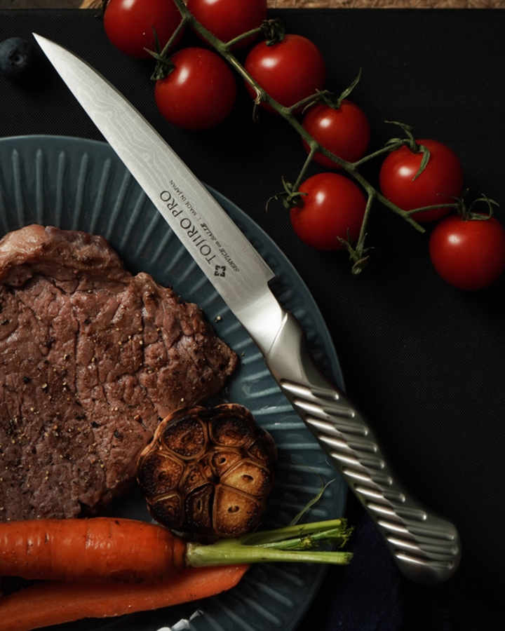 Tojiro VG10 Steak Knife – FD702 - Japanese Craftmanship - Handcraft - Made in Japan - Luxury Gift - Premium Gift- Wedding Gift - House-Warming Gift - Edo Kiriko - Japanese Artisan - Japanese Whisky Glass - Japanese Whiskey Glass - Japanese Chopsticks - Japanese Bowls - Handcrafted Mug - Handcrafted Plate - Japanese Mug - Japanese Knife - Japanese whiskey glass gift - premium whiskey glass - artisan whiskey glass - Japanese artisan glassware - Edo Kiriko whiskey glass - Flatware - Hikari Spirits