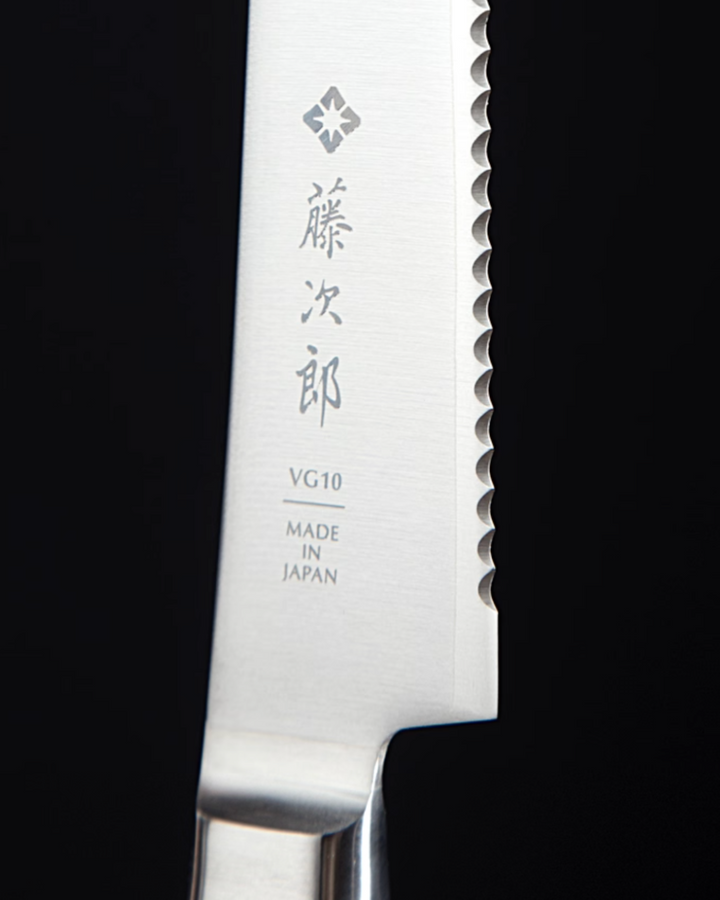 Tojiro VG10 Bread Knife - F-828 - Japanese Craftmanship - Handcraft - Made in Japan - Luxury Gift - Premium Gift- Wedding Gift - House-Warming Gift - Edo Kiriko - Japanese Artisan - Japanese Whisky Glass - Japanese Whiskey Glass - Japanese Chopsticks - Japanese Bowls - Handcrafted Mug - Handcrafted Plate - Japanese Mug - Japanese Kitchen Knife - Hikari Spirits