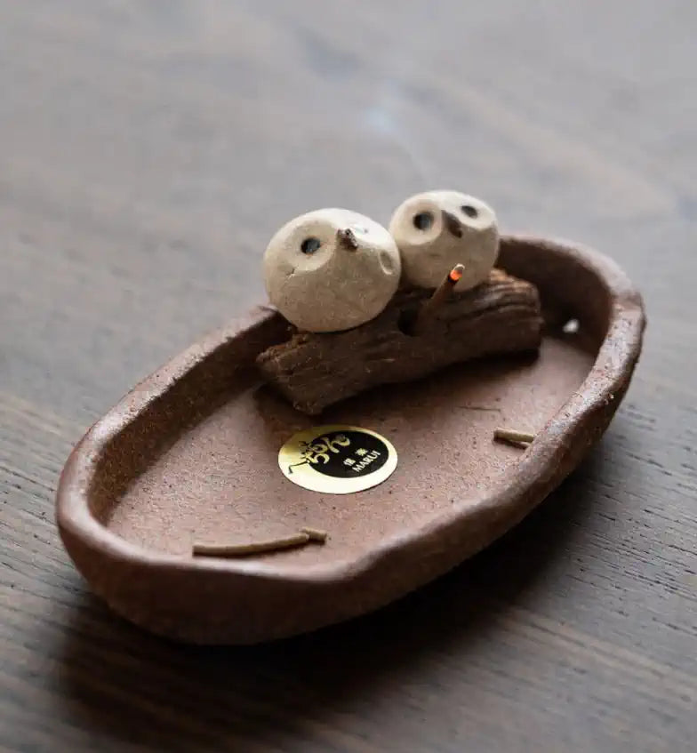 Shigaraki Ware Handmade Rustic Ceramic Owl Incense Holder - Incense Holder - Hikari Spirits